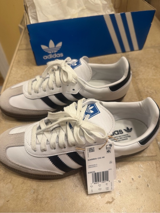 adidas Originals Shoes - adidas Originals Samba OG White Black with Gum Sole.